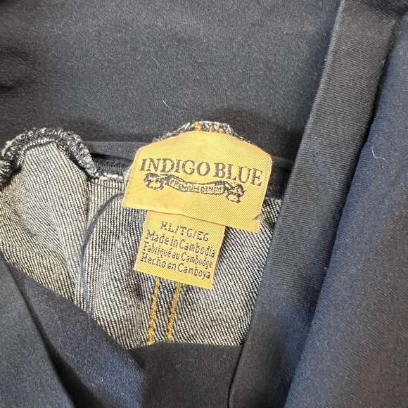 Indigo Blue maternity denim short SZ XL - Picture 2 of 3